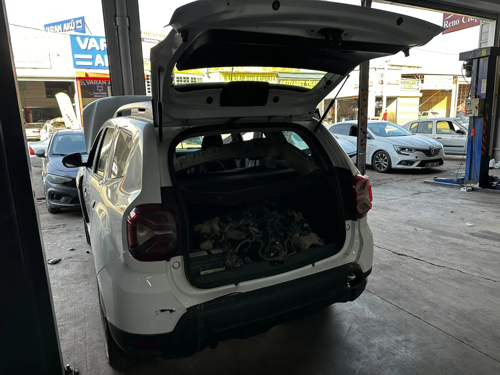 Dacia Duster Comfort 1.3 Turbo 150 BG EDC 4*2, fotoğraf 63