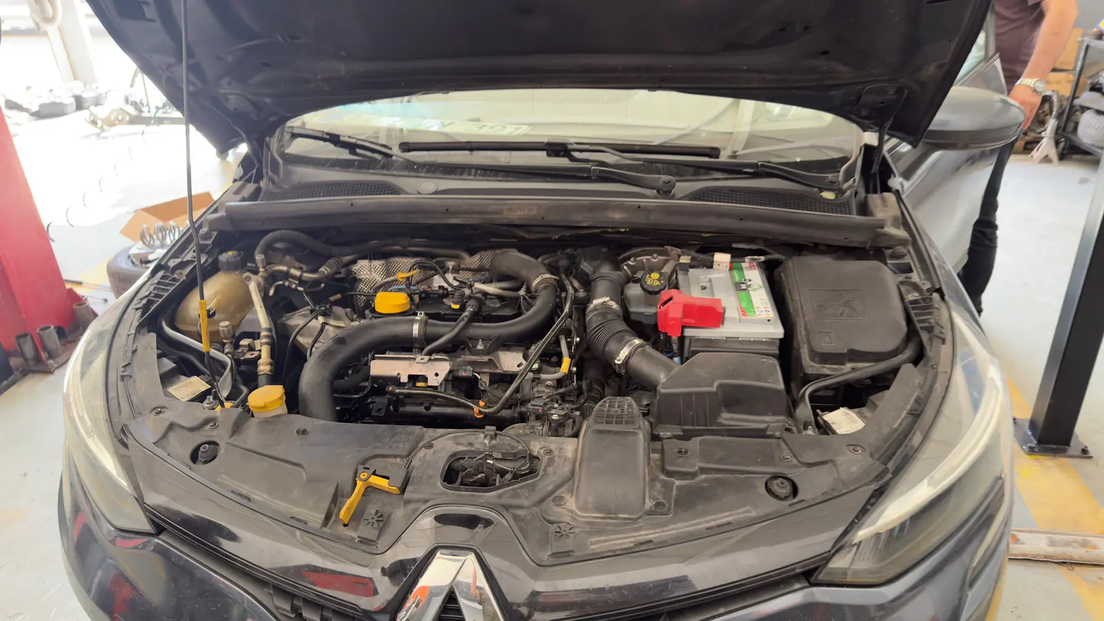 Renault Clio JOY 1.0 TCE X-tronic 90 BG, fotoğraf 4