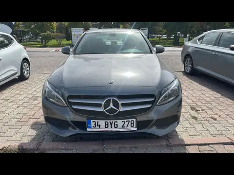 Mercedes-Benz C 200 D 1.6 Comfort