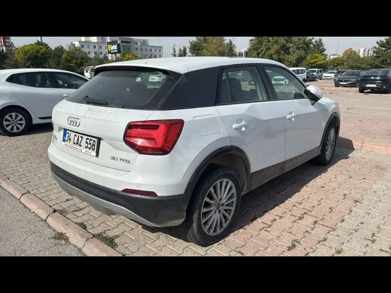 Audi Q2 30 Turbo FSI 116 HP Design S Tronic, fotoğraf 5