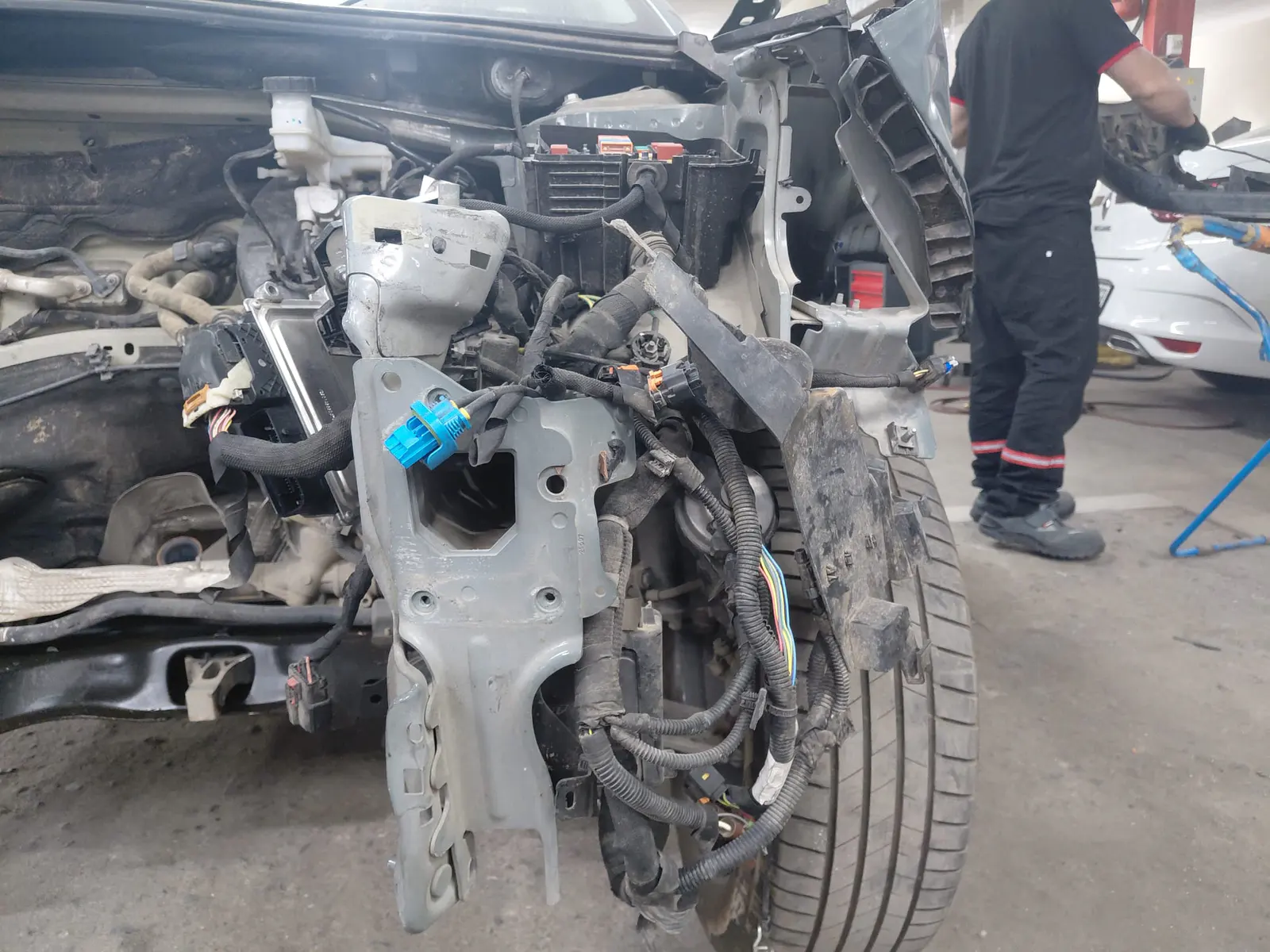 Citroen C4 X YOU 1.2 Puretech 130 EAT8, fotoğraf 25