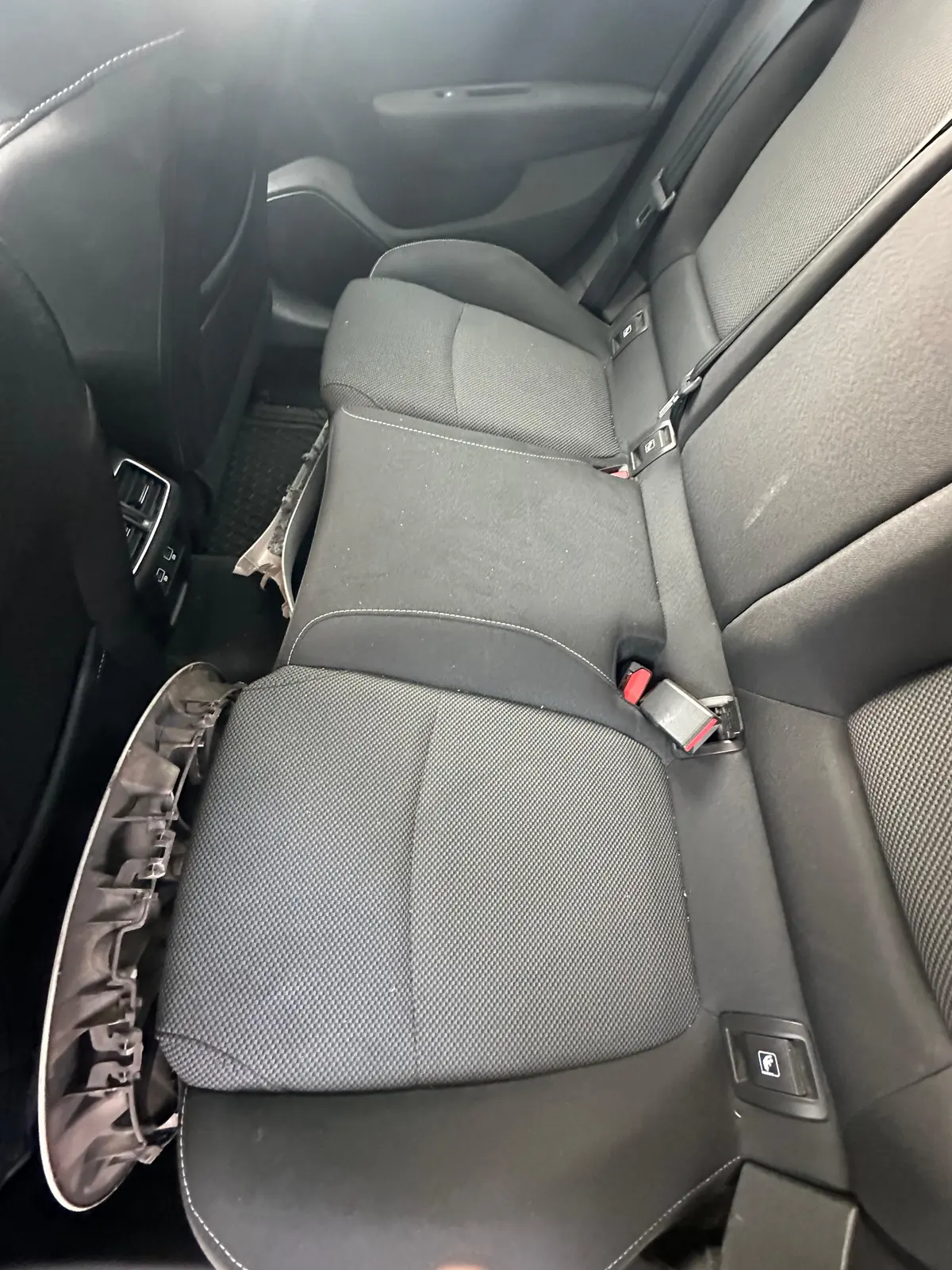 Renault Megane Sedan Touch 1.3 TCE EDC 140 FAZ2, fotoğraf 19
