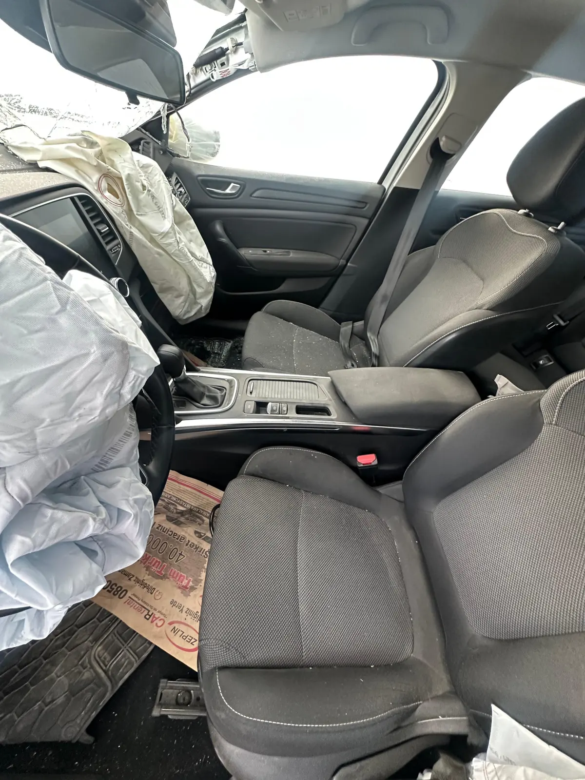 Renault Megane Sedan Touch 1.3 TCE EDC 140 FAZ2, fotoğraf 3
