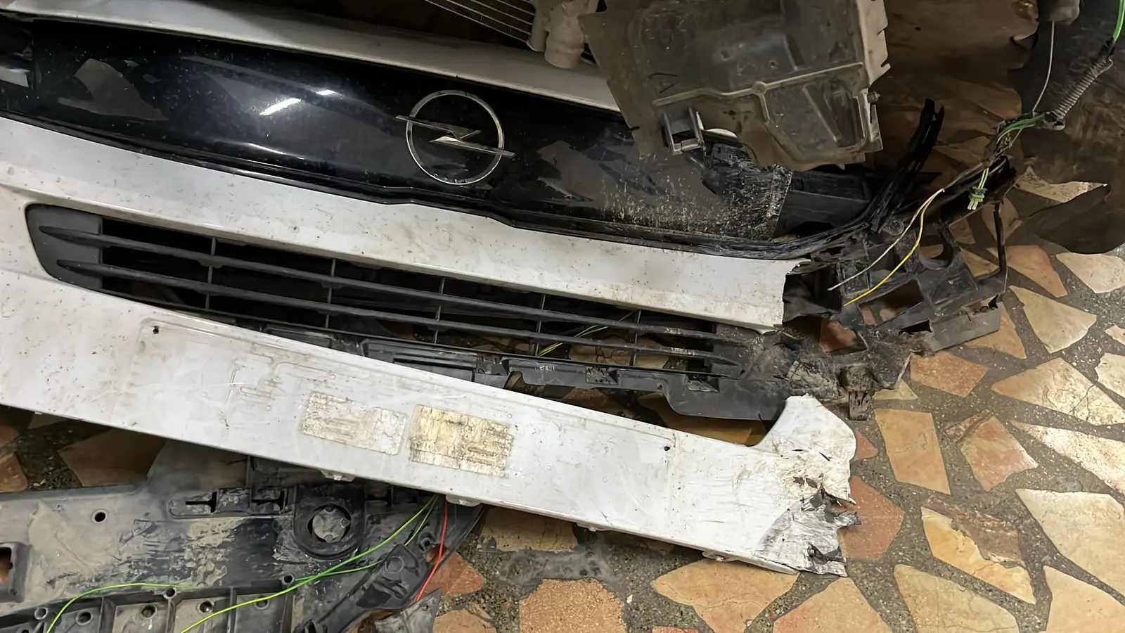 Opel Combo Essential 1.5 Dizel MT6 130 FL, fotoğraf 38