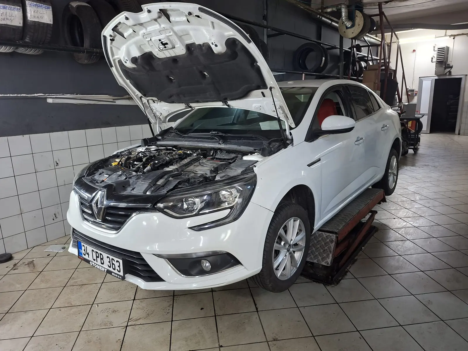 Renault Megane Sedan Touch 1.5 DCI EDC 115 BG, fotoğraf 19