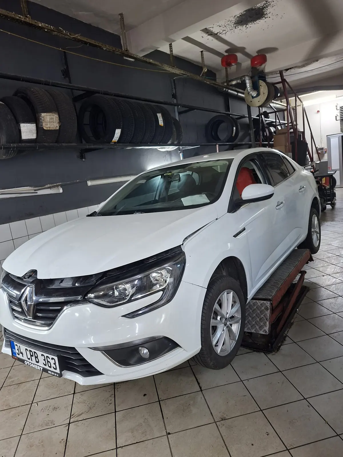Renault Megane Sedan Touch 1.5 DCI EDC 115 BG, fotoğraf 24