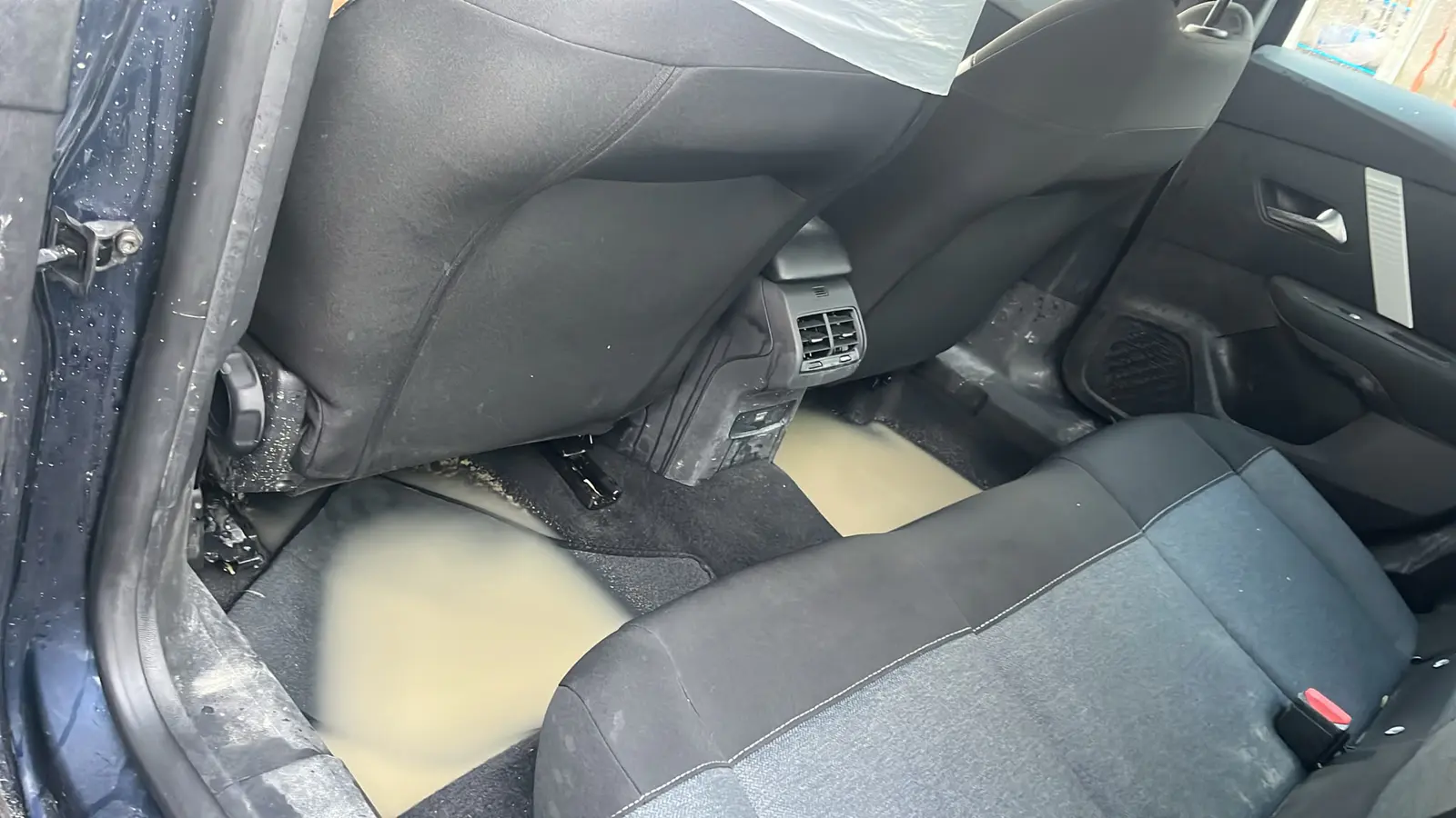 Citroen C4 X YOU 1.2 Puretech 130 EAT8, fotoğraf 12
