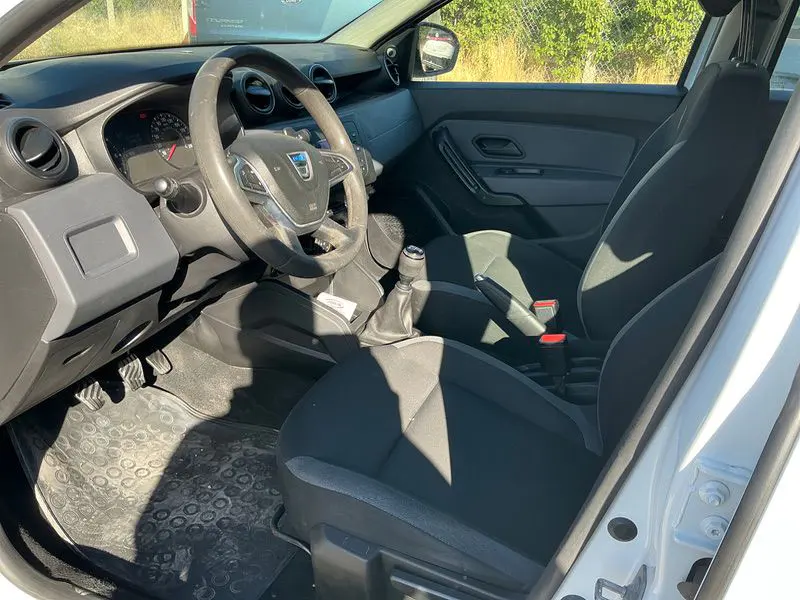 Dacia Duster Comfort 1.5 Blue DCI 115 BG 4*4 E6D Full, fotoğraf 2