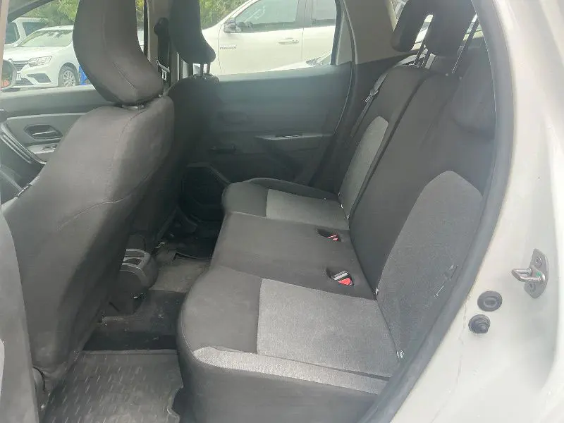 Dacia Duster Comfort 1.3 Turbo 150 BG EDC 4*2, fotoğraf 6