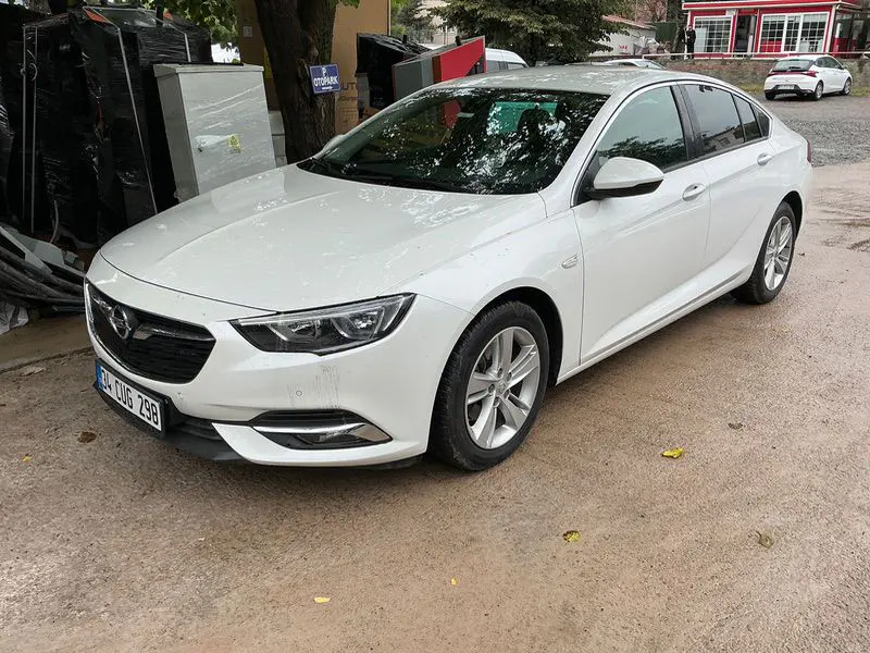 Opel Insignia GS Enjoy 1.6 AT6 136 HP Design (euro 6.2), fotoğraf 1