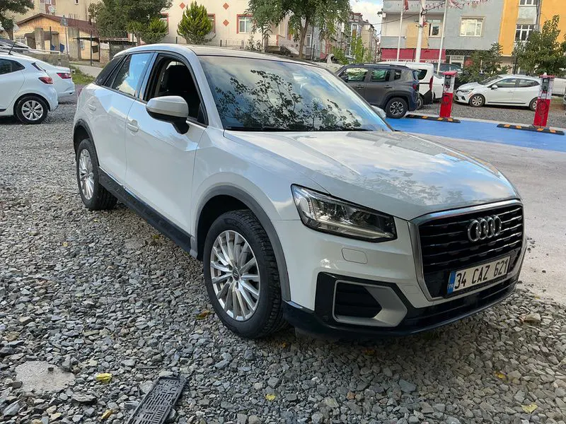 Audi Q2 30 Turbo FSI 116 HP Design S Tronic, fotoğraf 4