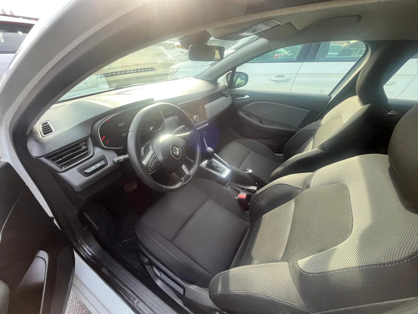 Renault Clio JOY 1.0 TCE X-tronic 90 BG, fotoğraf 8