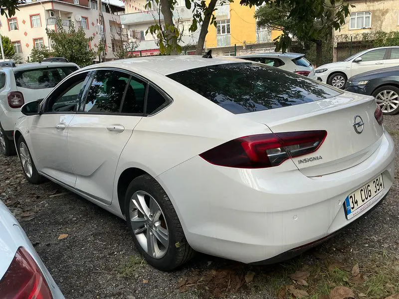 Opel Insignia GS Enjoy 1.6 AT6 136 HP Design (euro 6.2), fotoğraf 2