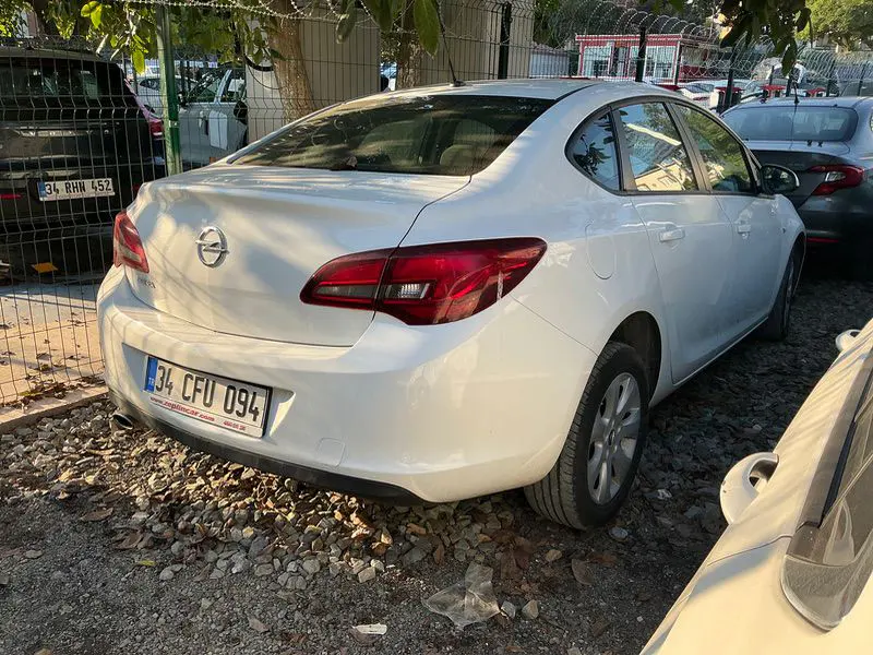 Opel Astra NB Edition Plus 1.4 140 HP AT, fotoğraf 3