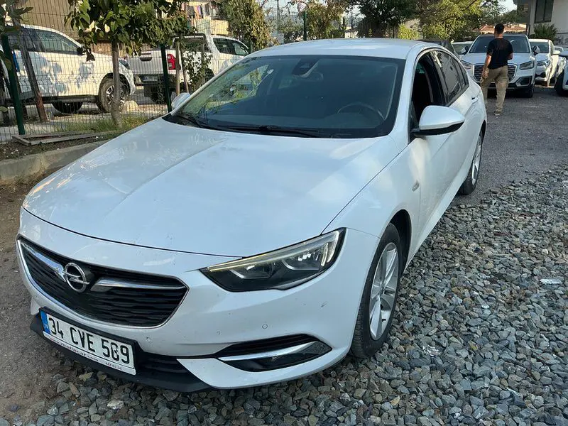 Opel Insignia GS Enjoy 1.6 AT6 136 HP Design (euro 6.2), fotoğraf 1
