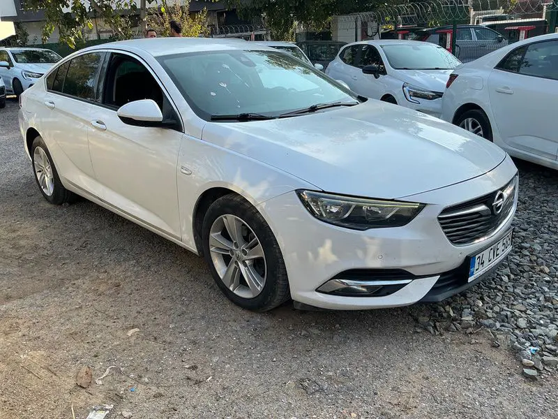 Opel Insignia GS Enjoy 1.6 AT6 136 HP Design (euro 6.2), fotoğraf 6