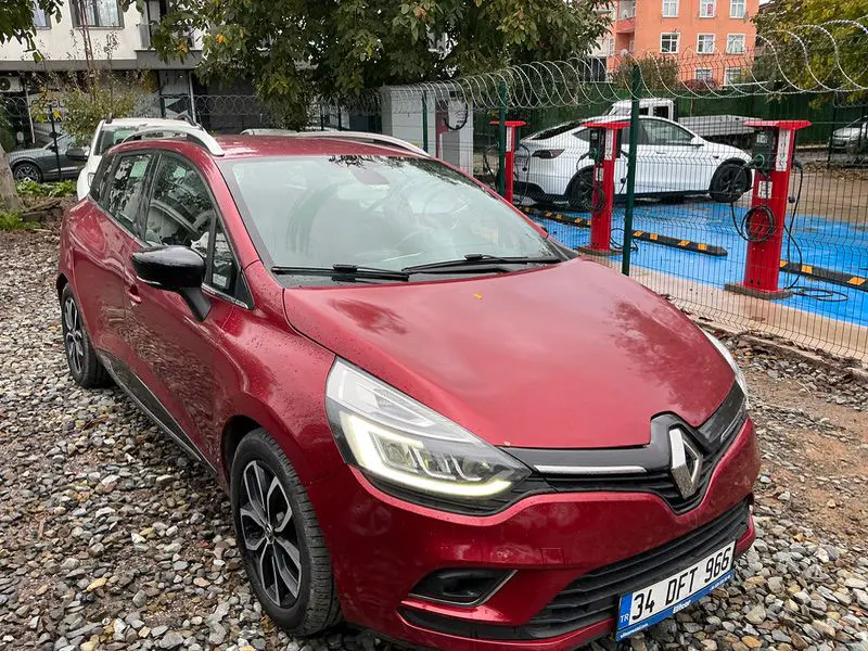 Renault Clio Sport Tourer Icon 1.5 DCI EDC 90 BG, fotoğraf 3