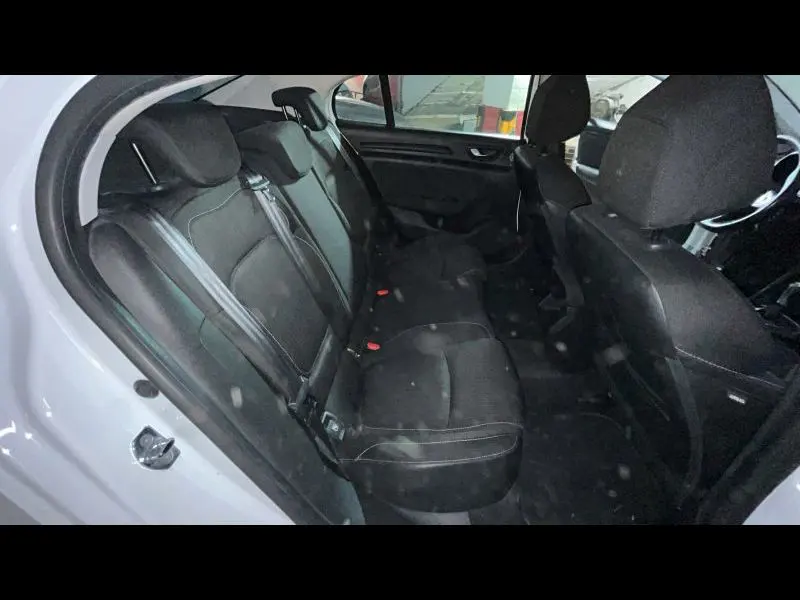 Renault Megane Sedan Touch 1.5 DCI EDC 115 BG, fotoğraf 6