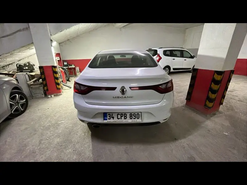 Renault Megane Sedan Touch 1.5 DCI EDC 115 BG, fotoğraf 7
