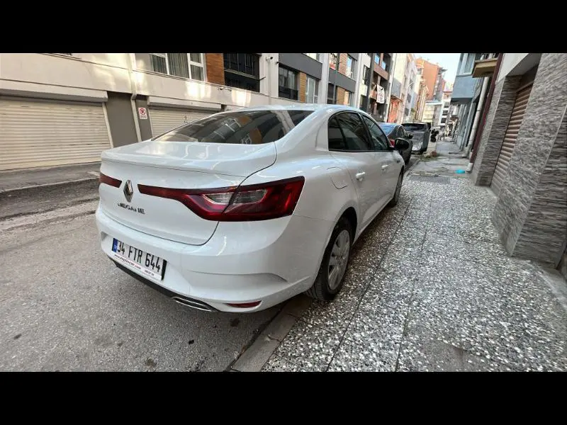 Renault Megane Sedan JOY 1.3 TCE EDC 140 BG Plus Paket, fotoğraf 10