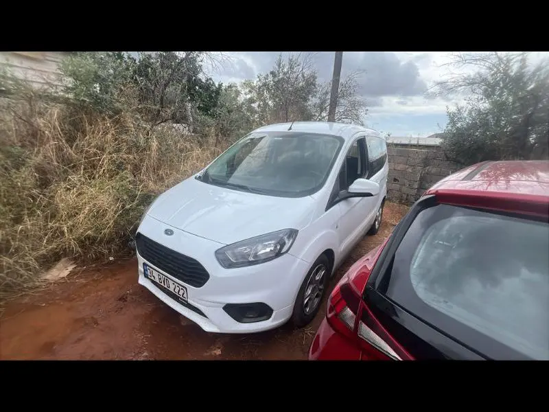 Ford Tourneo Courier Kombi MCA 1.5 L Tdci 100PS Deluxe (6.2), fotoğraf 14