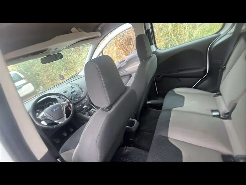 Ford Tourneo Courier Kombi MCA 1.5 L Tdci 100PS Deluxe (6.2), fotoğraf 5