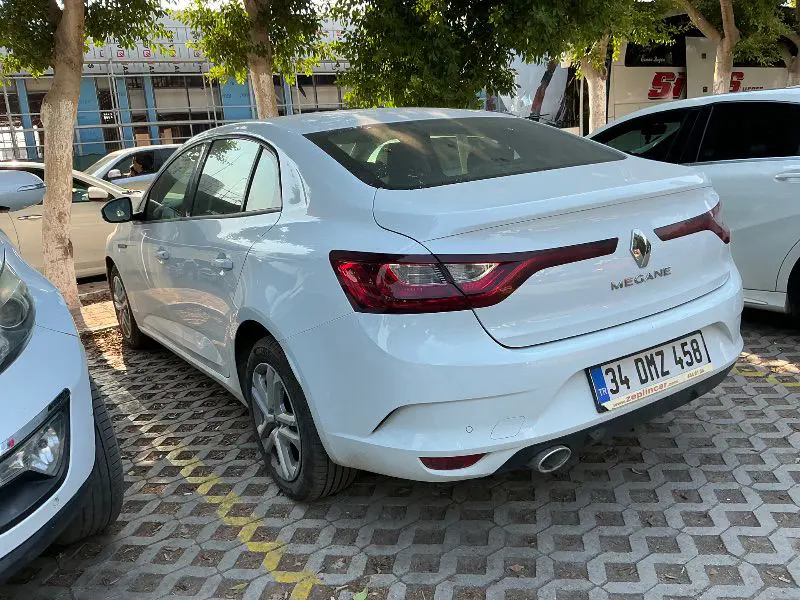 Renault Megane Sedan JOY 1.5 Blue DCI EDC 115 BG, fotoğraf 2