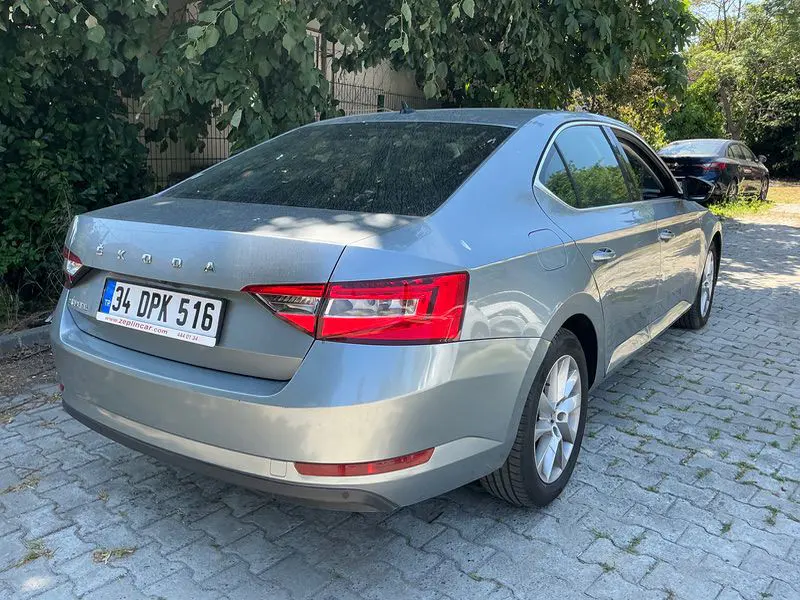 Skoda SuperB Premium 1.6 TDI SCR 120 HP DSG, fotoğraf 4