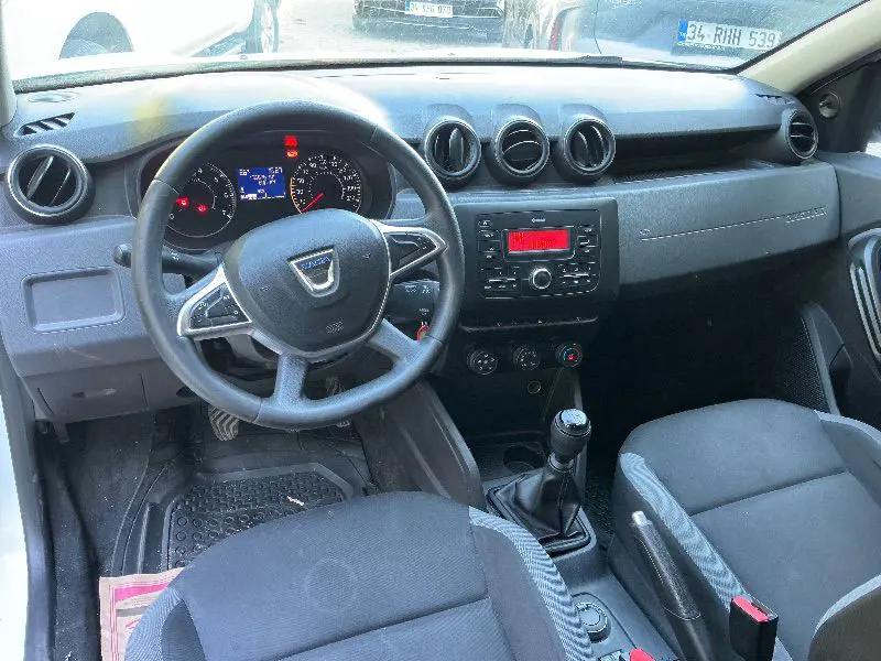 Dacia Duster Comfort 1.3 TCE 150 BG 4*4, fotoğraf 4