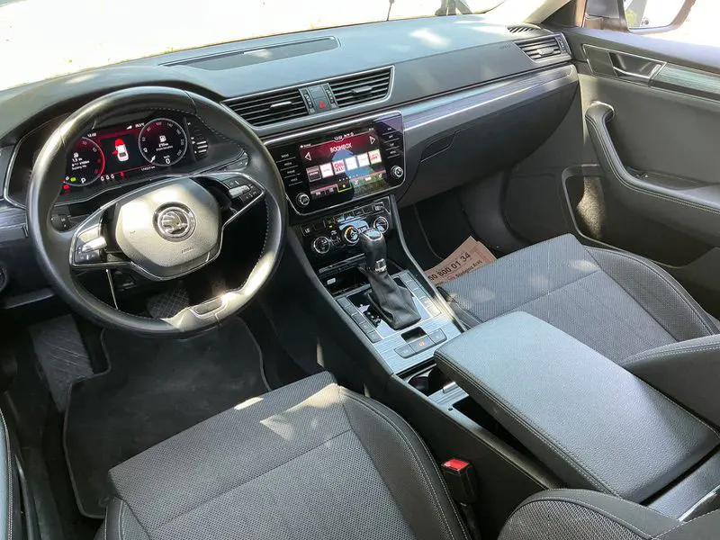 Skoda SuperB Premium 1.5 TSI ACT 150 PS DSG, fotoğraf 2