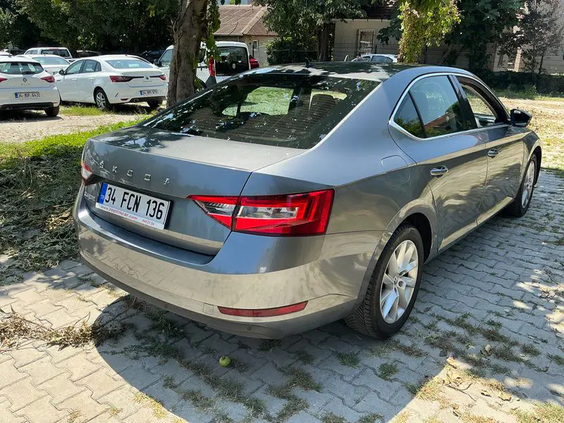 Skoda SuperB Premium 1.5 TSI ACT 150 PS DSG, fotoğraf 7