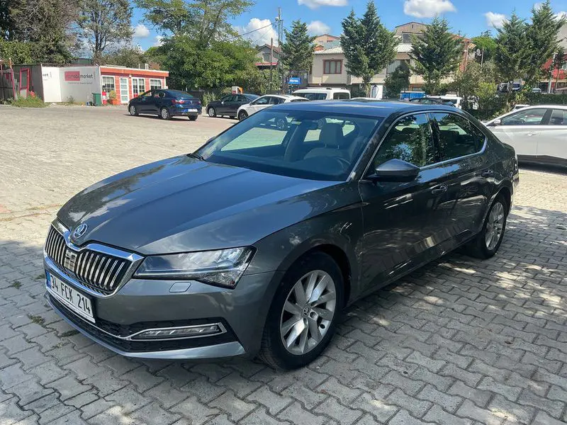 Skoda SuperB Premium 1.5 TSI ACT 150 PS DSG, fotoğraf 1