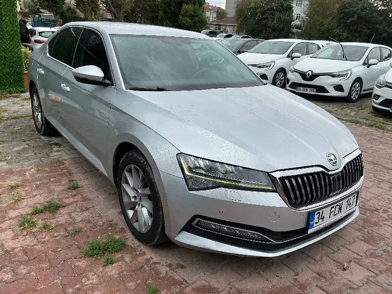 Skoda SuperB Premium 1.5 TSI ACT 150 PS DSG, fotoğraf 5