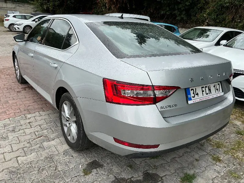 Skoda SuperB Premium 1.5 TSI ACT 150 PS DSG, fotoğraf 6