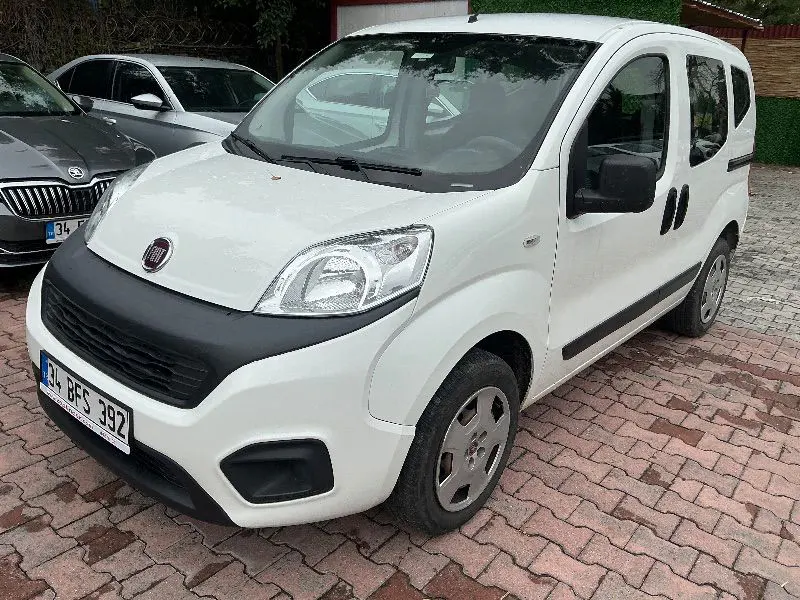 Fiat Fiorino Combi POP 1.3 Mjet 95 HP E6, fotoğraf 1