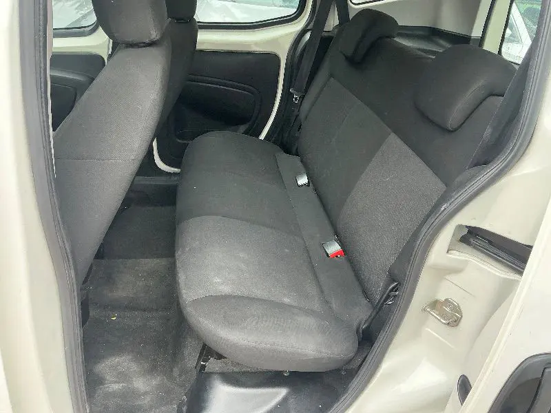 Fiat Fiorino Combi POP 1.3 Mjet 95 HP E6, fotoğraf 6