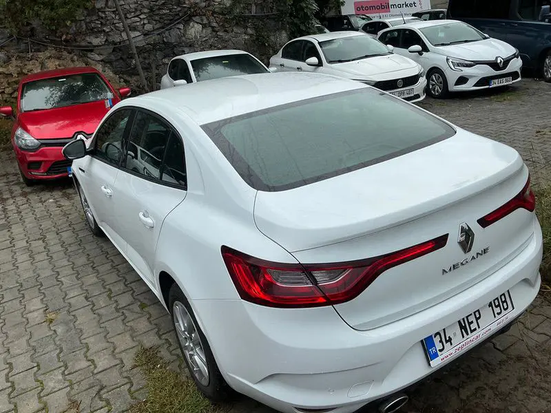 Renault Megane 1.5 Blue DCI Joy, fotoğraf 4