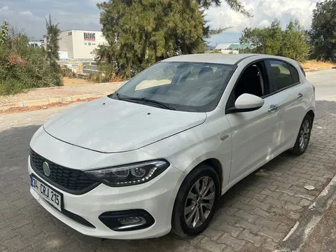 Fiat Egea HB Urban Plus 1.6 Mjet 120 HP DCT E6D S1