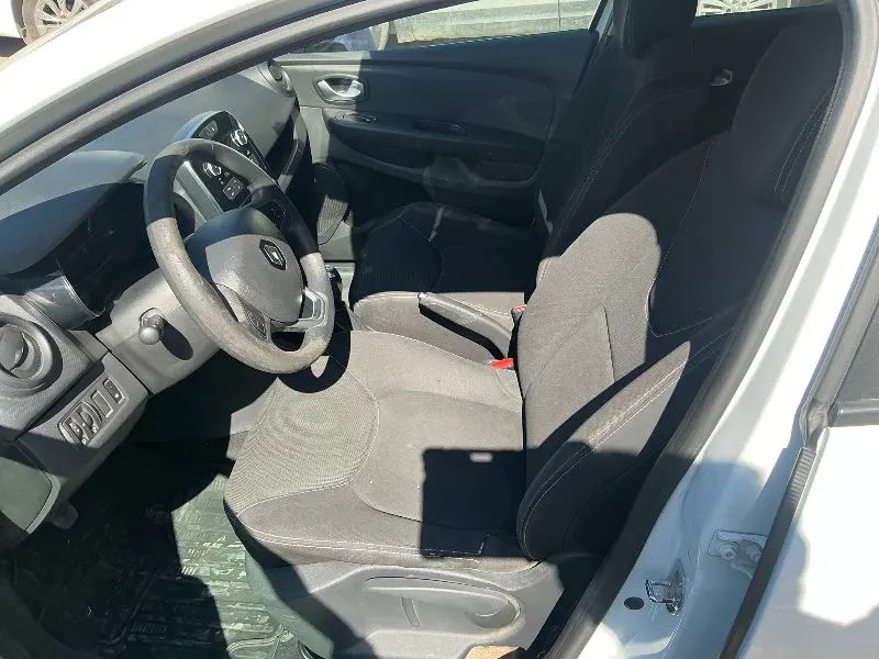 Renault Clio Sport Tourer JOY 0.9 TCE 90 BG, fotoğraf 5