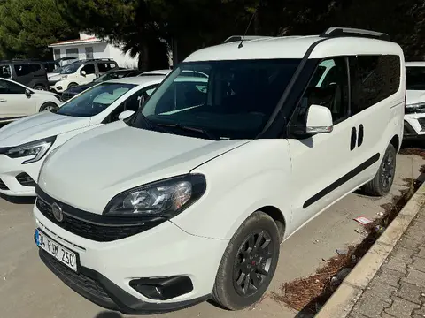 Fiat Doblo Combi S2 Safeline 1.6 120 HP Mjet E6DF